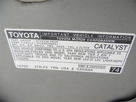 2005 TOYOTA TACOMA STANDARD CAB SILVER 2.7 MT 2WD Z20032